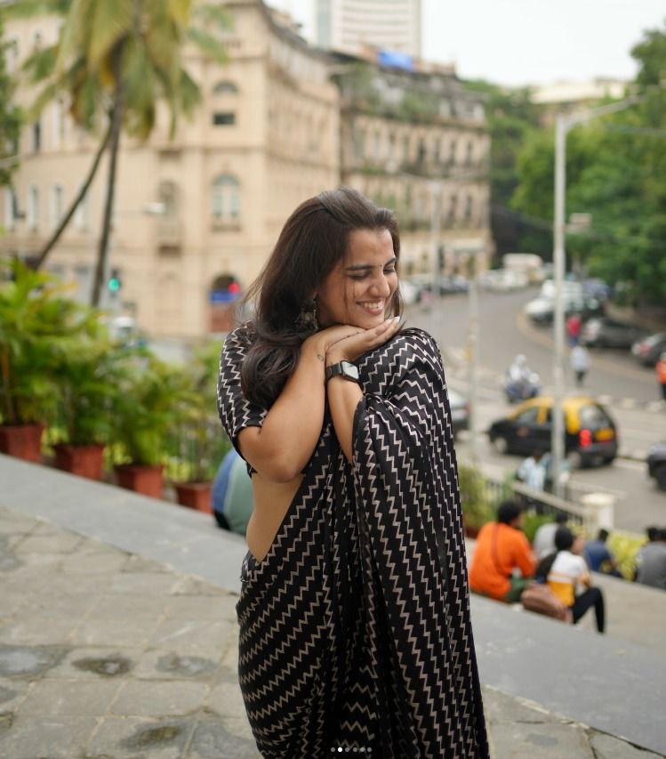 Black Zig Zag Lining Original Japan Satin Digital Print Saree with Attached Blouse