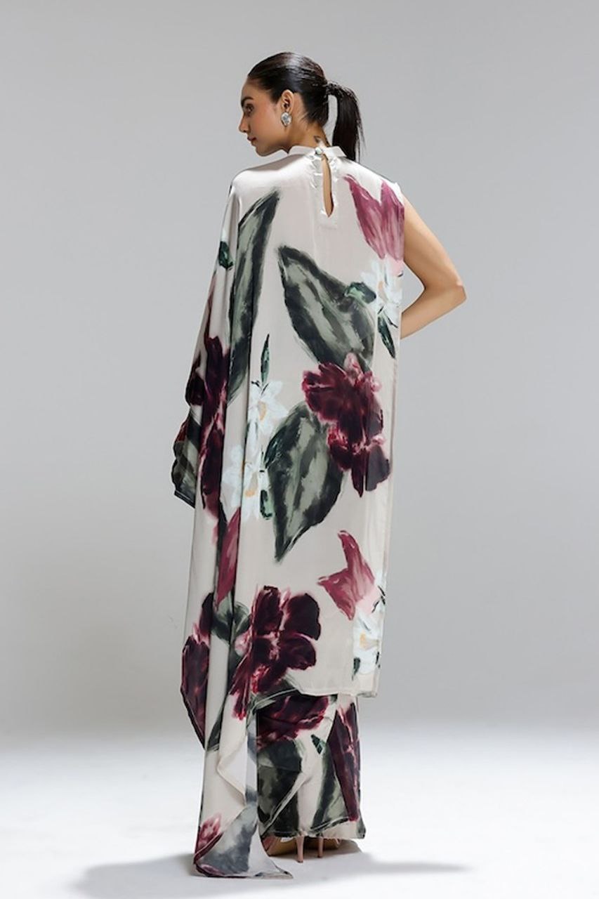 Kriti Sanon Inspired Floral Digital Print Japan Satin Silk Saree with Matching Blouse