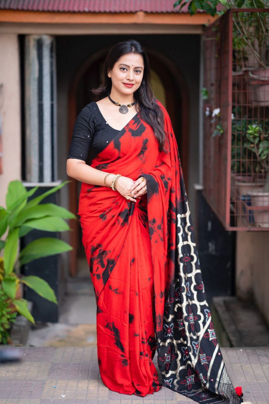 Women's Tye Dye Zari Woven Pallu & Mirror Work Shibori Chanderi Cotton Saree with Blouse