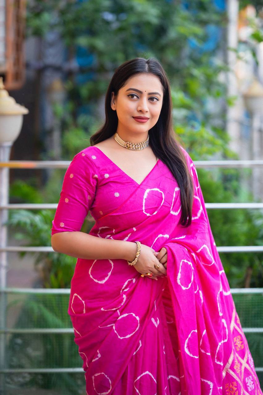 Women's Pure Viscose Cotton Crape Zari Woven Traditional Bandhani Gharchola Saree WIth Blouse