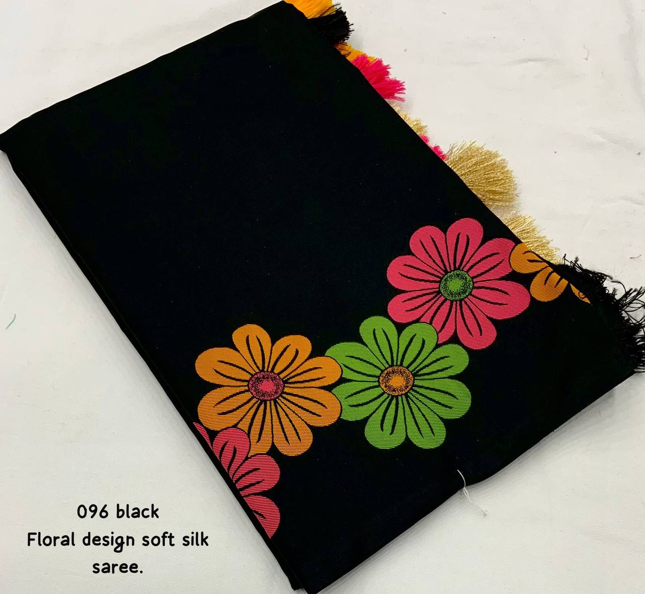 Elegant Soft Silk Floral Woven Saree with Blouse