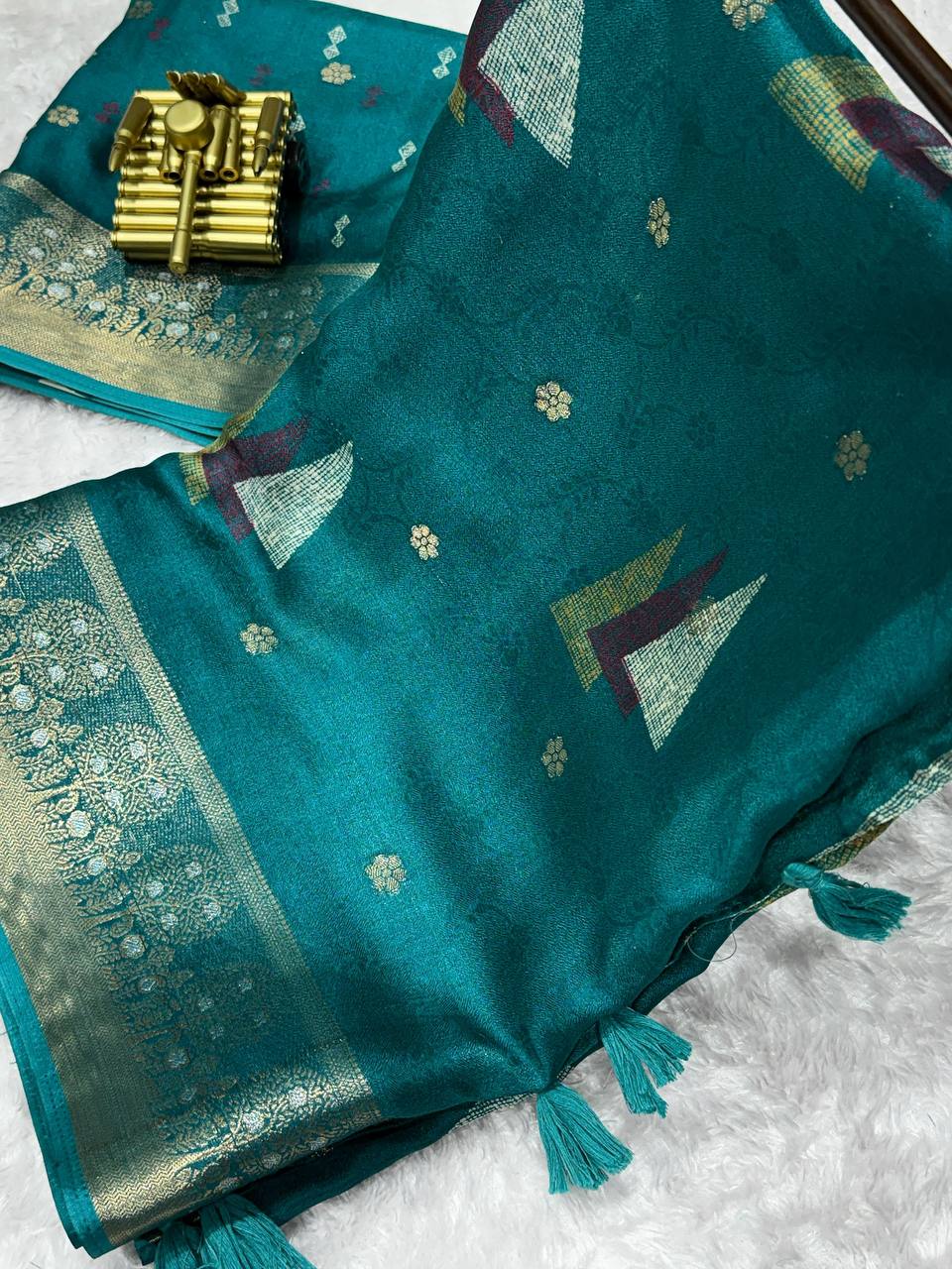 Designer Dual Zari Weaving Border Printed Dull Moss Saree With Blouse