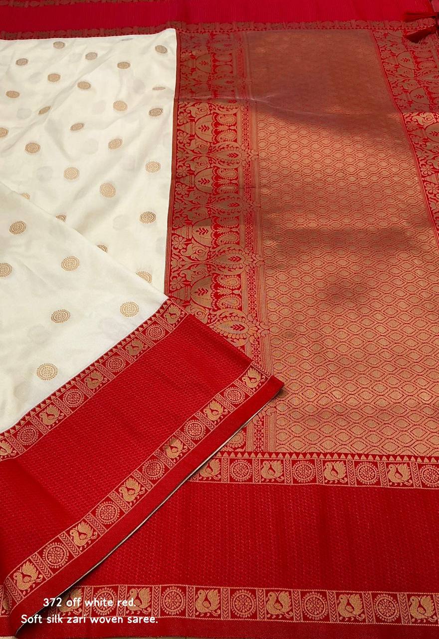 Elegant Contrast Bentex Border & Zari Woven Design Soft Silk Saree with Blouse