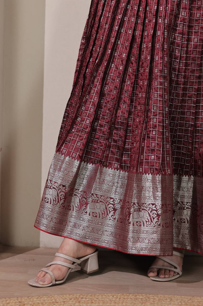 Elegant Zari Daaman & Jacket Look Weaving Soft Silk Gown