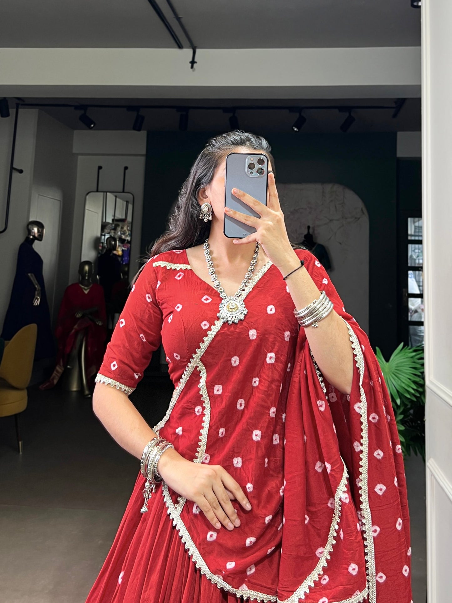 🌷Elegant Bandhej Pure Chanderi Lehenga Choli with Dupatta