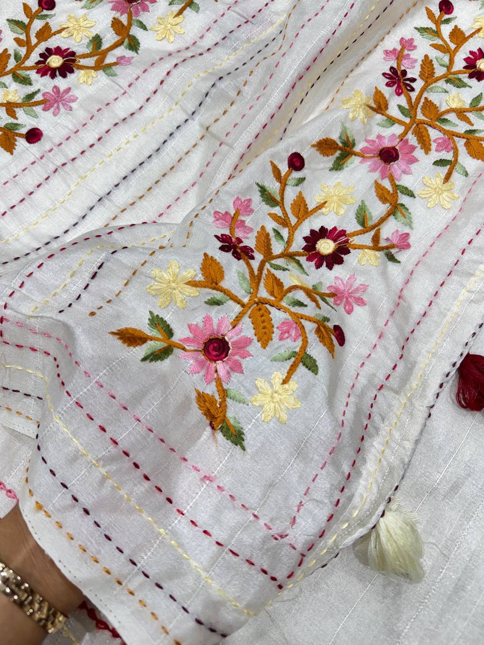 Elegant Kantha Work Border Tussar Cotton Kashmiri Embroidery Saree with Blouse