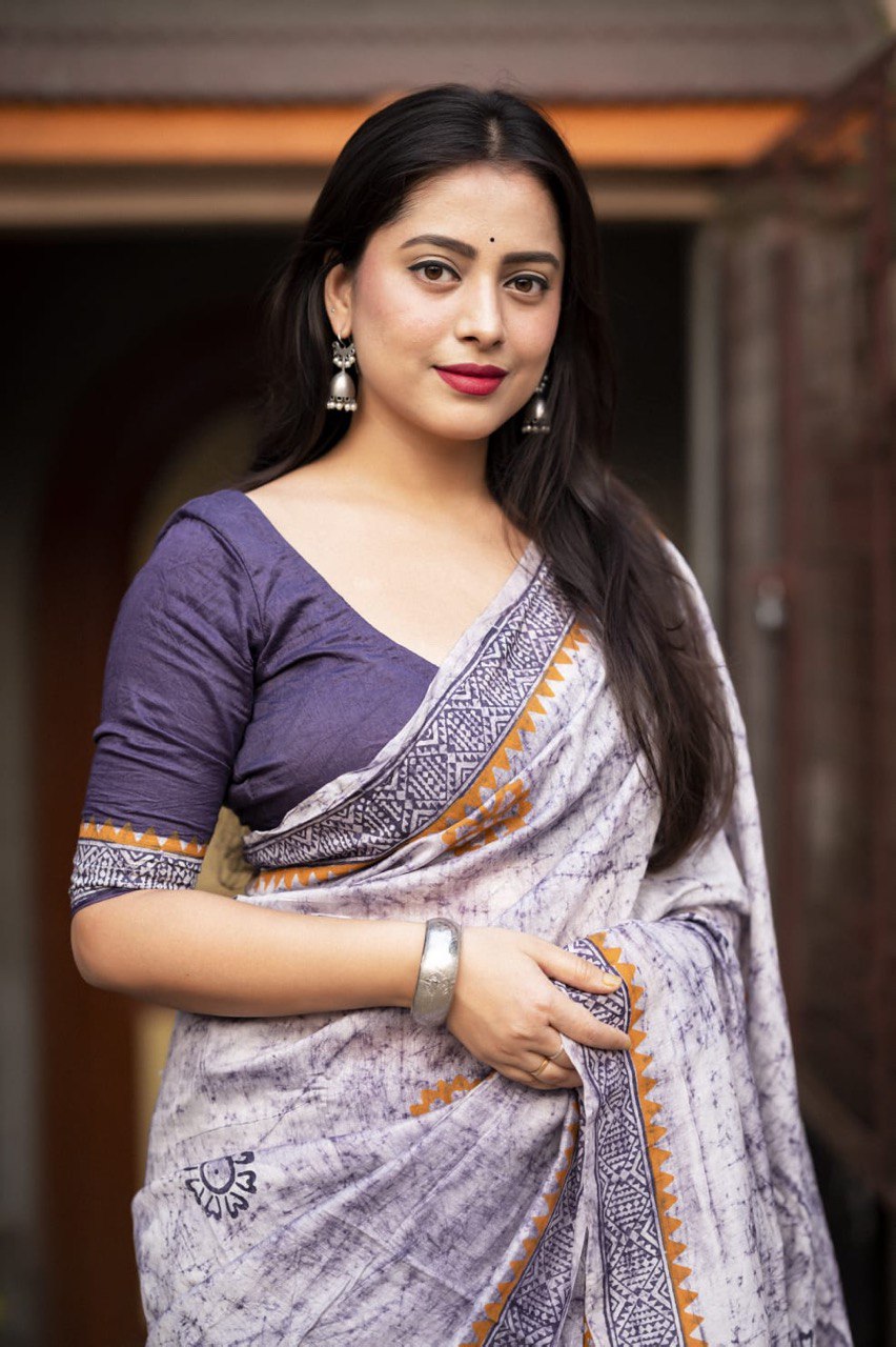 Hand Block Printed Spray Style Chanderi Cotton Saree with Contrast Blouse