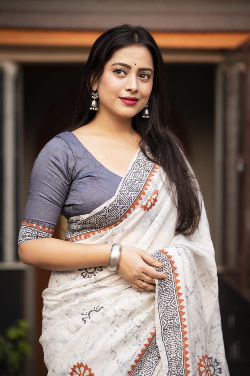 Hand Block Printed Spray Style Chanderi Cotton Saree with Contrast Blouse