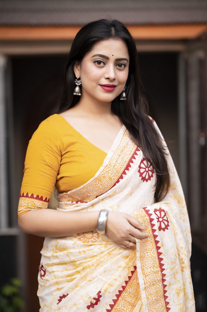 Hand Block Printed Spray Style Chanderi Cotton Saree with Contrast Blouse