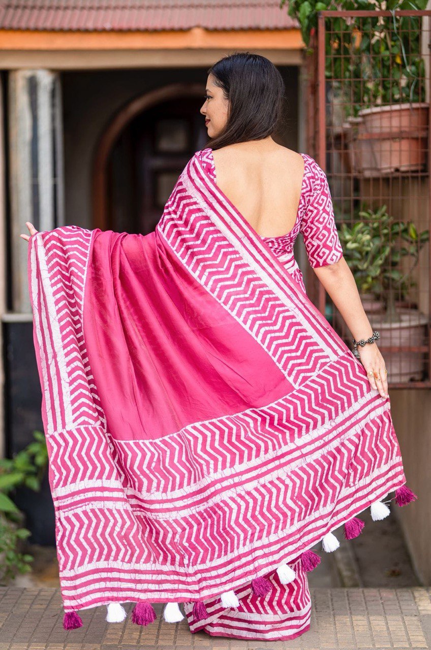 Pure Chanderi Cotton Gala Style Prints Batik Saree with Blouse