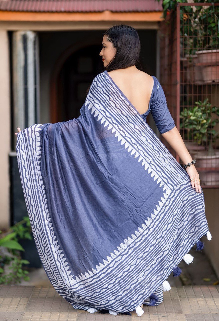 Pure Chanderi Cotton Gala Style Prints Batik Saree with Blouse