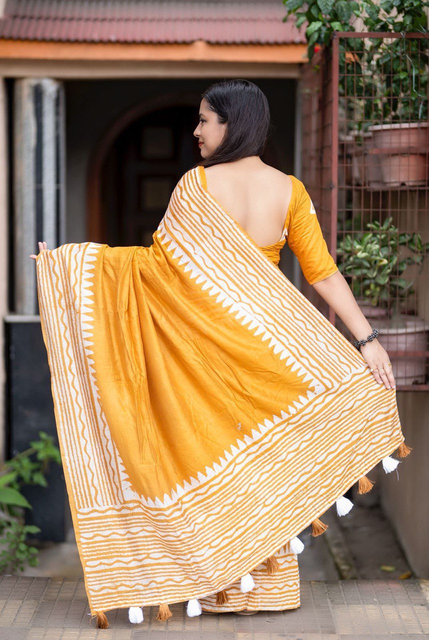 Pure Chanderi Cotton Gala Style Prints Batik Saree with Blouse