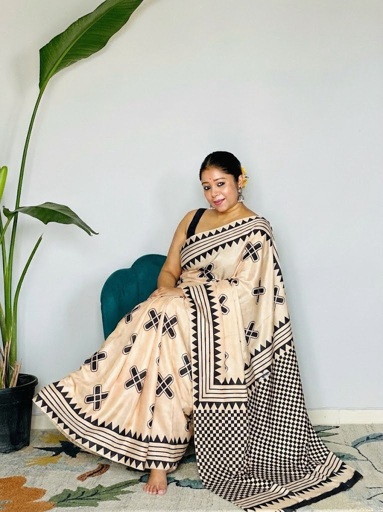 Ajrakh Polka Dot Striped Model Silk Saree with Digital Print Blouse